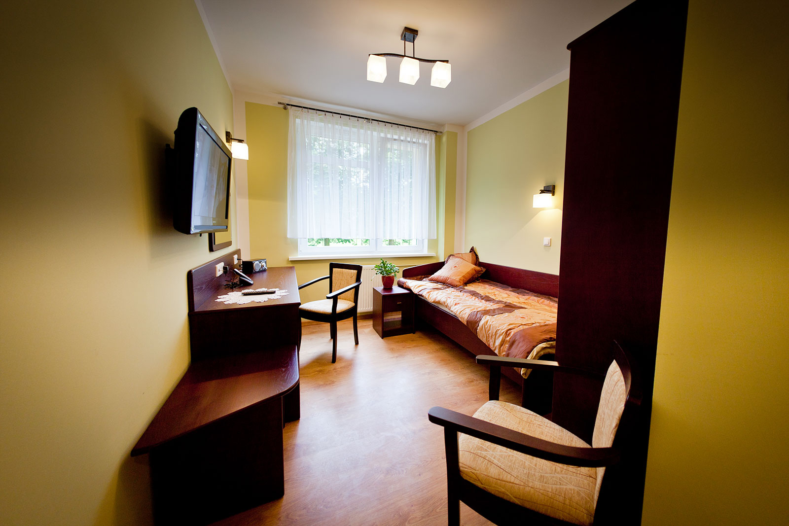 Цехоцинек терапевтичний курорт санаторій відпочинок Spa Wellness Польща